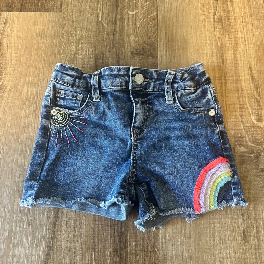 Cat & Jack Blue Denim Shorts with sun and rainbow‎